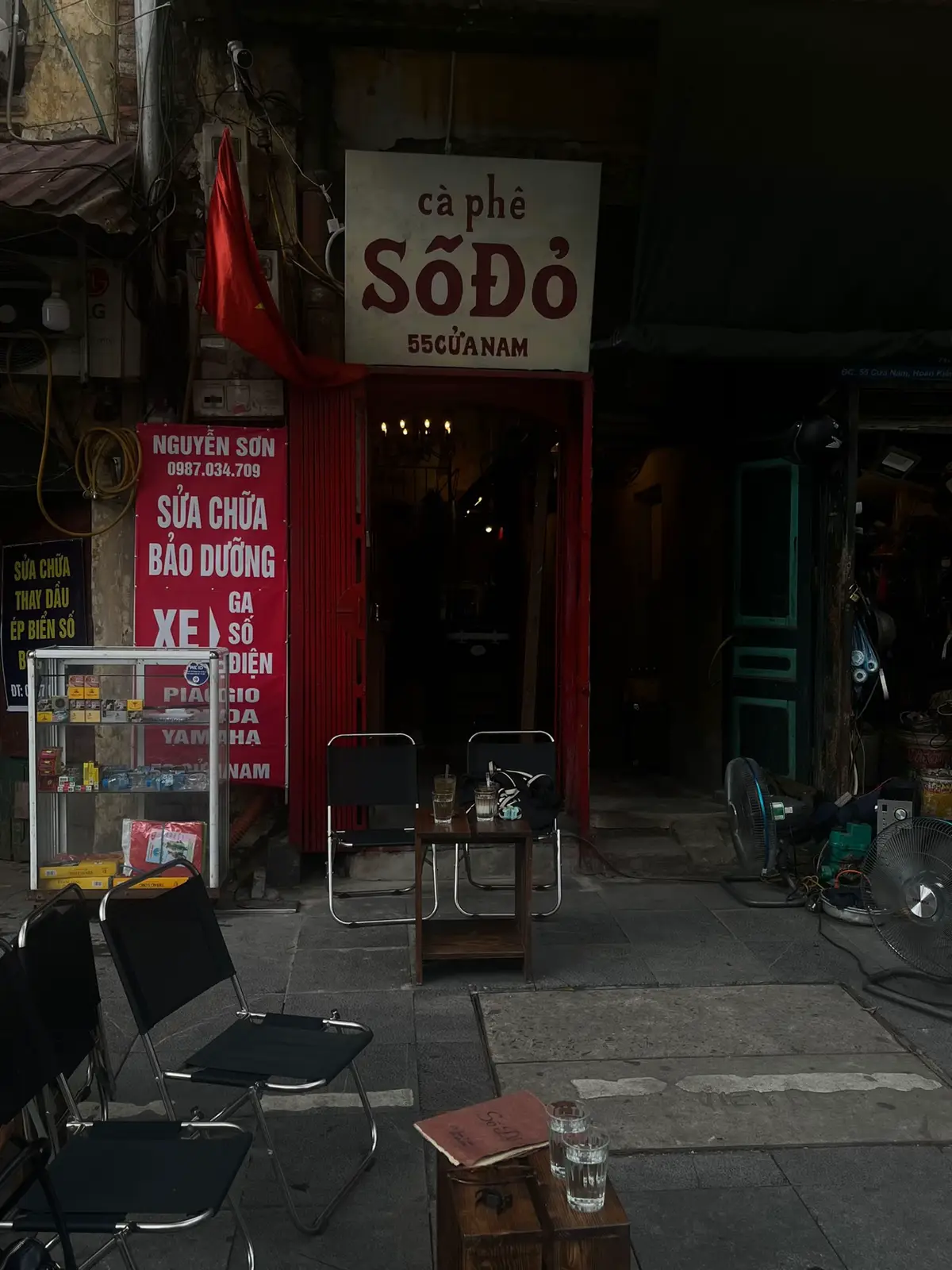 🇻🇳🌦️ #hanoi #caphesodo #foodhanoi #mưa #fyp 