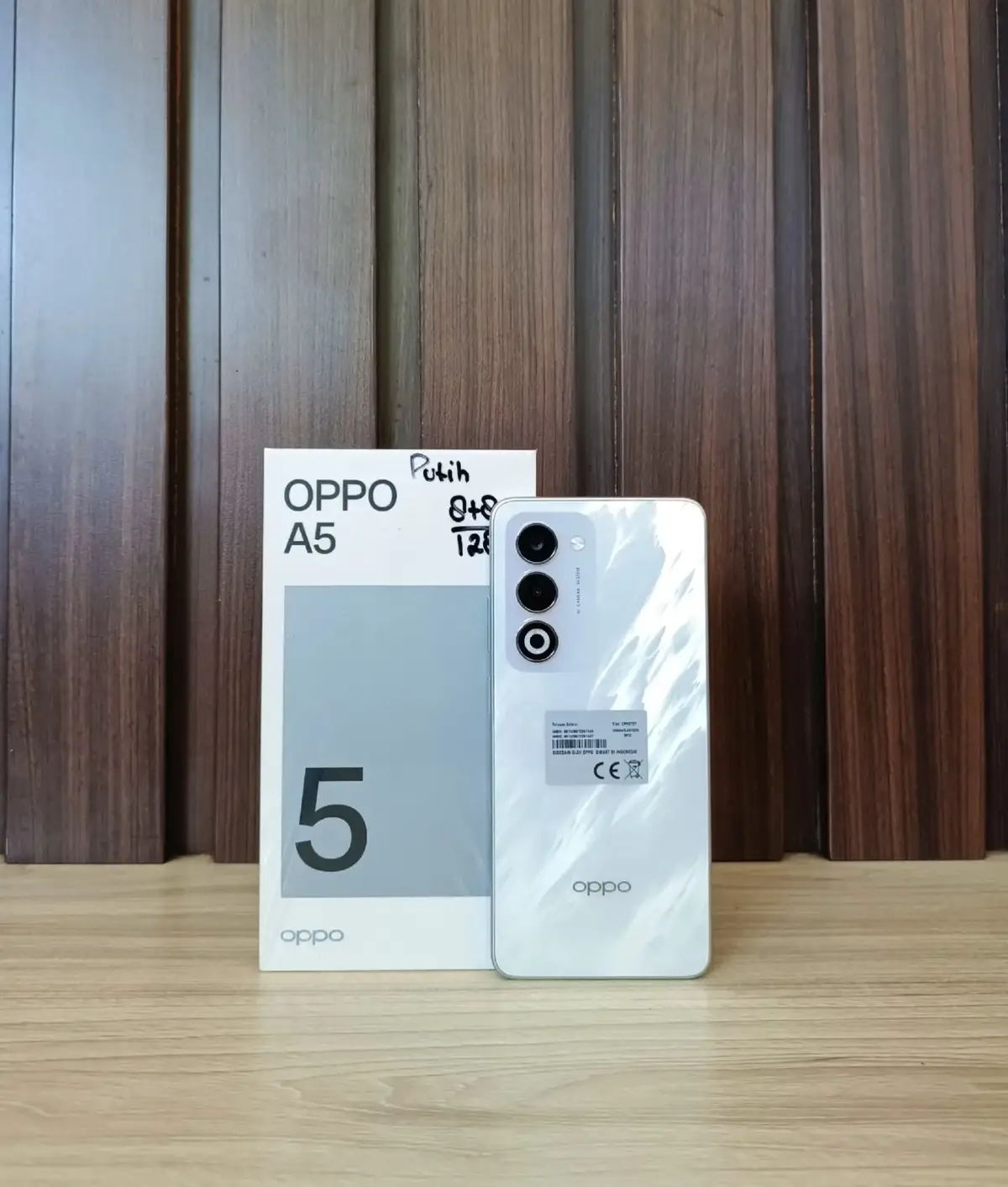 𝐁𝐢𝐬𝐦𝐢𝐥𝐥𝐚𝐡 🤲 OPPO A5 ( Open Dus ) Spesifikasi  Prosesor : Mediatek Dimensity 6300 RAM : 8GB ROM : 128GB Baterai : 6000mAh ( 45W Wired ) Layar : 6,67