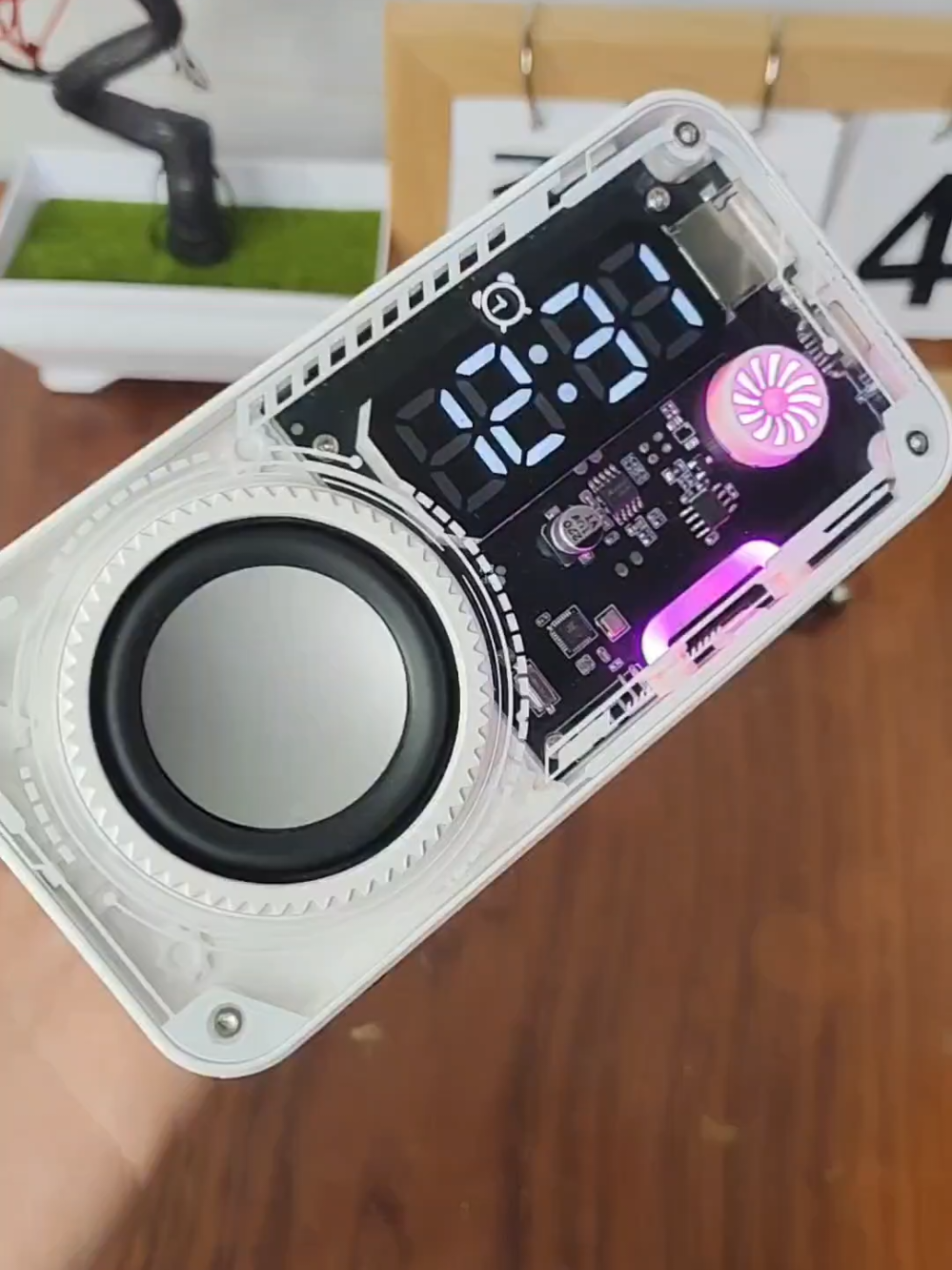 loa nghe nhạc công xuất lớn đèn led Theo nhạc đồng hồ thông điện tử#loabluetooth#loanghenhacminicongxuatlon#loanghenhacbluetooth#