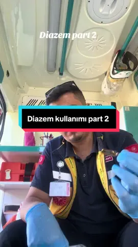 Arkadaşlar bu videomda elimden geldiği kadar dilimin döndüğü kadar narkotik ilaçlarımızdan birisi olan DİAZEM'i anlatmaya çalıştım. Videomuz 2 part şeklinde olacak. Diğer videolarımı profilimden görüntüleyebilirsiniz. Bu tarz videoların sizi bilgilendirdiğini işinize yaradığını düşünüyorsanız yorumlarda belirtirseniz sevinirim, bu tarz videoları daha çok çekmeye çalışırım. Takip edip arkadaşlarınıza tavsiye ederseniz sevinirim. Şimdiden teşekkür ediyorum. HERKESE İYİ GÜNLER, NÖBETÇİ OLAN ARKADAŞLARIMA VAKASIZ NÖBETLER DİLİYORUM. #paramedic #paramedik #fyppppppppppppppppppppppp #keşfetbeniöneçıkar #112 