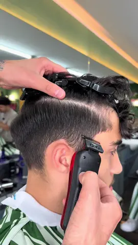 Midfade haircut Tutorial ✂️😍 #fyp #fürdich #foruyou #hairstyle 