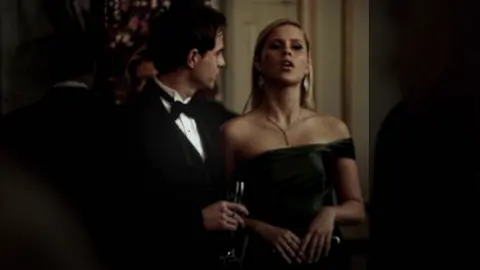 Idk i just wanted to use this song #rebekahmikaelson #rebekahmikaelsonedit #fypシ #qesdior #viral 