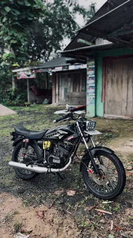 hujan rintik 🫠#rxking #rxkingstylebandung #rxking135cc #rxkingviral #rxkingindonesia 