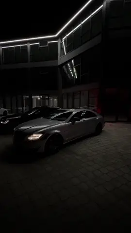 Cls63s-audiS8plus☠️🖤 #cls63amg #audis8 #foryou #fypシ゚ #xybca 