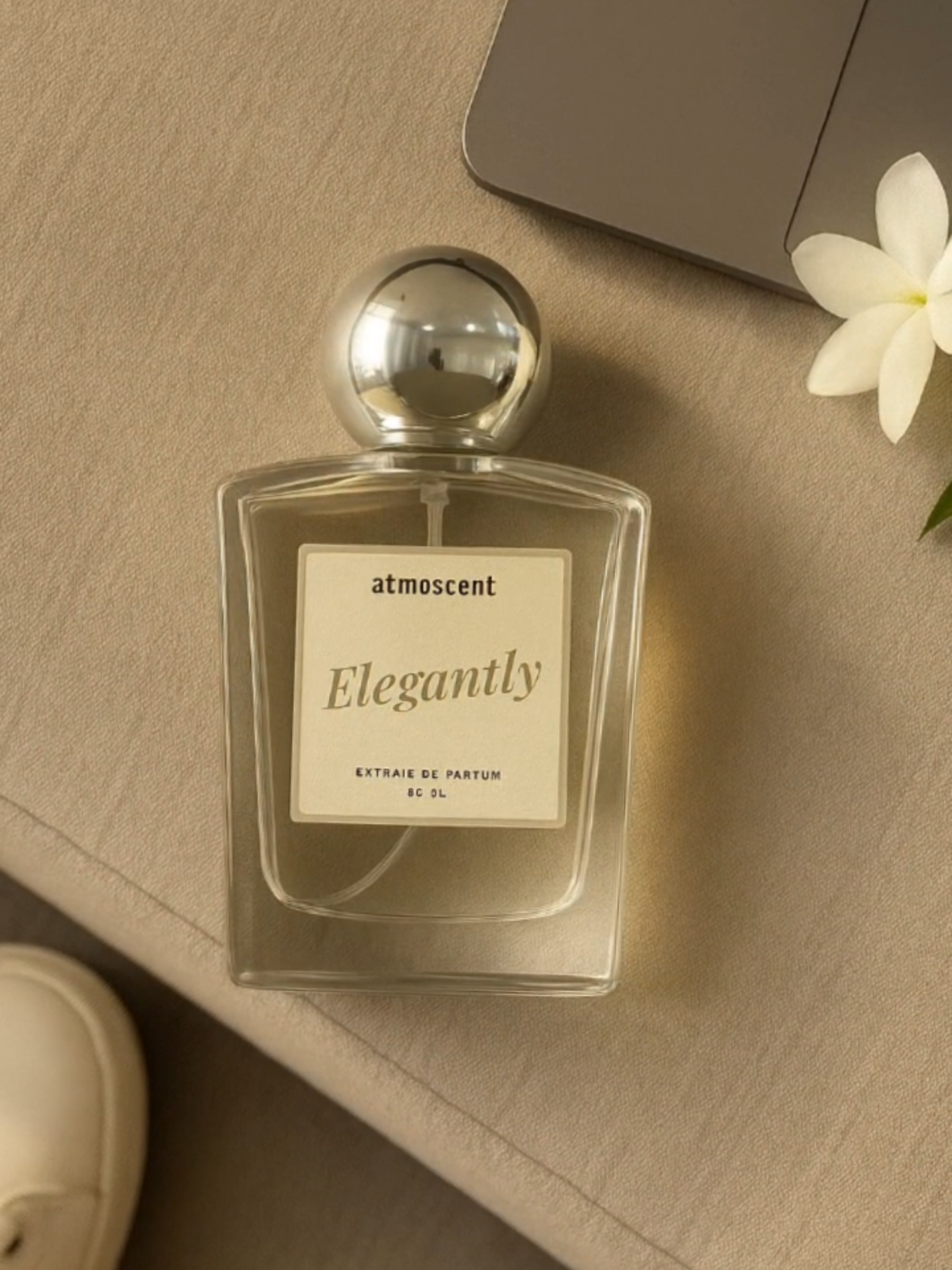 Wanginya kayak paket lengkap: lembut, manis, elegan 💃 Jasmine vibes-nya cewek banget, super memikat! Sekali semprot aja, auramu langsung berubah ✨ #gajiansale #jjcapcut #parfumlokal #parfumviral #parfumtahanlama #parfumereccomended #parfumcewek #atmoscent