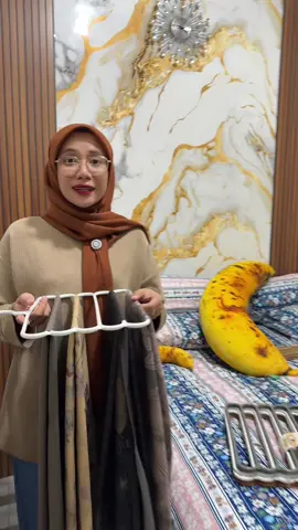 Membalas @susiiiii paket hanger isi 6 #hangerkerudung #gantungankerudung #hangerjilbab #gantunganjilbab 