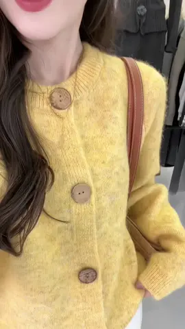 [LEN QC] Áo Len Cardigan Vàng