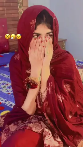 Jee alhamdulilah ma apni maa pa gaii hu 🥴😴#dollar🤑🤑 #fypシ゚ #اپنےشہزادےکی🌸 #شہزادی👑 #☺️❤️ 