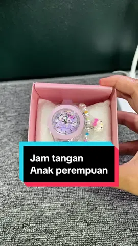 ⌚💖 Set Jam Tangan Anak + Gelang Lucu Bikin si kecil makin stylish & percaya diri! ✨ Motif kartun gemesin ✨ Jarum jam ada lampu LED ✨ Bonus gelang & kotak penyimpanan cantik Cocok jadi hadiah ulang tahun, kado spesial, atau pelengkap gaya sehari-hari! 🎁💜 #JamTanganAnak #JamTanganLucu #JamTanganLED #JamTanganKartun #JamAnakPerempuan     