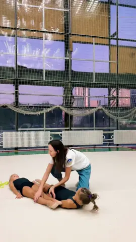 Тренер с любовью к новым упражнениям ✨ #художественнаягимнастика #ОФП #харьковспорт #yalosgymnastics #киев 