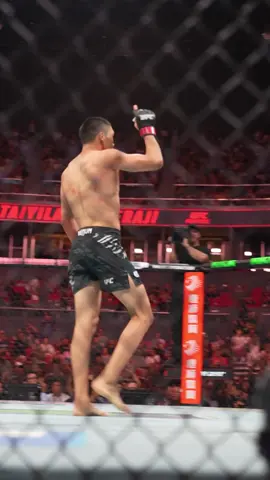 Nueraji Taiyilake earns the TKO in his debut! 👏 #UFC #mma #nuerajitaiyilake