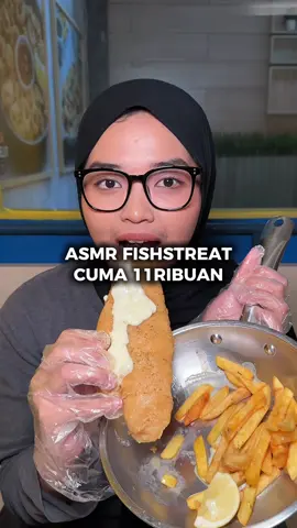 🎉 ASMR FISHSTREAT 11TH BIRTHDAY PROMO! 🎉 Tahun ini Fishstreat genap 11 TAHUN  menemani #FistaLovers! Dan kita mau rayakan bareng kamu semua lewat promo yang gak boleh kamu lewatin!!! 📅 Khusus di TANGGAL 24 AGUSTUS 2025 🕙 Berlaku pukul 10.00 - 22.00 📍 Tersedia di seluruh outlet Fishstreat KECUALI FISHSTREAT BAYWALK FISH N’ CHIPS ORIGINAL FIT SIZE DARI Rp39.091 👉👉👉 JADI Rp11.818 yup, CUMA SEBELAS RIBUAN!!! ‼️ Syarat & Ketentuan Berlaku: 1. Berlaku untuk dine in dan take away 2. WAJIB disertai pembelian minuman permakanan promo 3. Dine In: Maksimal 5 porsi per bill (lebih dari 5 porsi = pisah bill ya!) 4. Take Away: Maksimal 2 porsi per bill (lebih dari 2 porsi = pisah bill ya!) 5. Harga belum termasuk pajak 6. Wajib follow IG/TikTok @fishstreat 7. Wajib upload ke Instastor & tag @fishstreat 8. Tidak ada minimal pembelian 9. Promo tidak dapat digabung dengan promo lain atau penggunaan voucher 10. Jika takeaway, ada fee charge untuk takeaway box 📍PENTING: Untuk outlet Pekanbaru harga promo menjadi Rp13.636  Jadi, tunggu apa lagi? Yuk ajak ayang, bestie, keluarga, dan geng kamu buat rayain #11TahunFishstreat bareng-bareng! Promo spesial ini cuma SATU HARI, jangan sampai kelewatan ya! 🔥 Powered by: Farm Frites #fishstreat #jktgo #fyp #kulinerjakarta #kulinerbali #kulinerbogor #kulinerbekasi #kulinertangerang #kulinerdepok #kuliner 