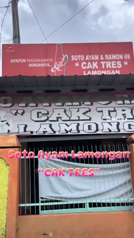 Salah satu soto ayam lamongan yang enak di Bandar Lampung “Cak Tres” yuk cobain guys.. kalo favorit soto kalian dimana guys? Komen yaa… #kulinerbandarlampung #kulinerlampung #visitlampung #explorelampung #CapCut 
