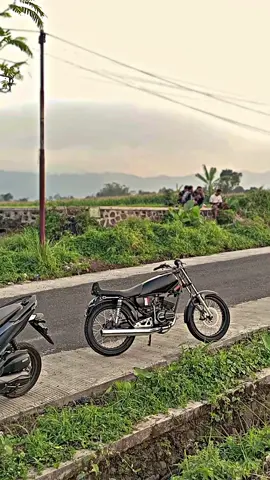 apa gunanya ban 300d/b? #promoseruweekend #byangkerok135 #yogyakartaistimewa #rxkingindonesia #musuhtetangga135 