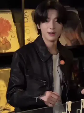 Bek sloy dance by enhypen.comsteavzok Khmer  #khmersong #engenecambodia🇰🇭✨ #enhypen #fyp #engene 