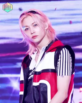 an angel with pink hair🙏 #felix #straykids #skz #straykidsfelix #fyp 