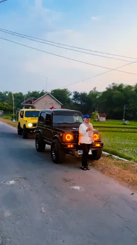 Sunset bersama jimny #sunset #jimny #suzukikatana #suzukijimny @Nauly 🌼 @alvinrifai 