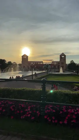 Bom dia, raio de sol... ...apagou legal, hein? 😂 Curitiba sendo Curitiba e mudando de humor mais rápido que a gente! 🌞🌧️ #PrefeituraDeCuritiba #Curitiba #ClimaCuritibano #SóQuemMoraSabe