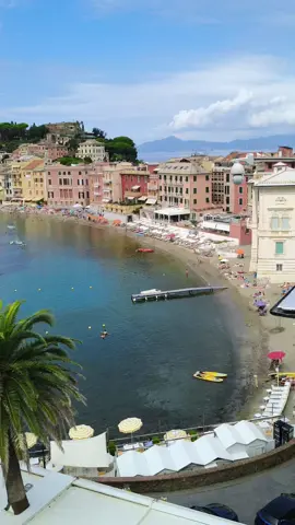 🌊 Baia del Silenzio – 1 Agosto 🌊 La mattina avanza e la Baia del Silenzio mostra tutta la sua bellezza: acqua calma, colori intensi e un’atmosfera che avvolge chiunque la osservi. Un panorama che resta nel cuore, simbolo senza tempo di Sestri Levante. ✨ Credits: LUCADEA.com  #BaiaDelSilenzio #SestriLevante #Liguria #MareItaliano #TravelItaly 