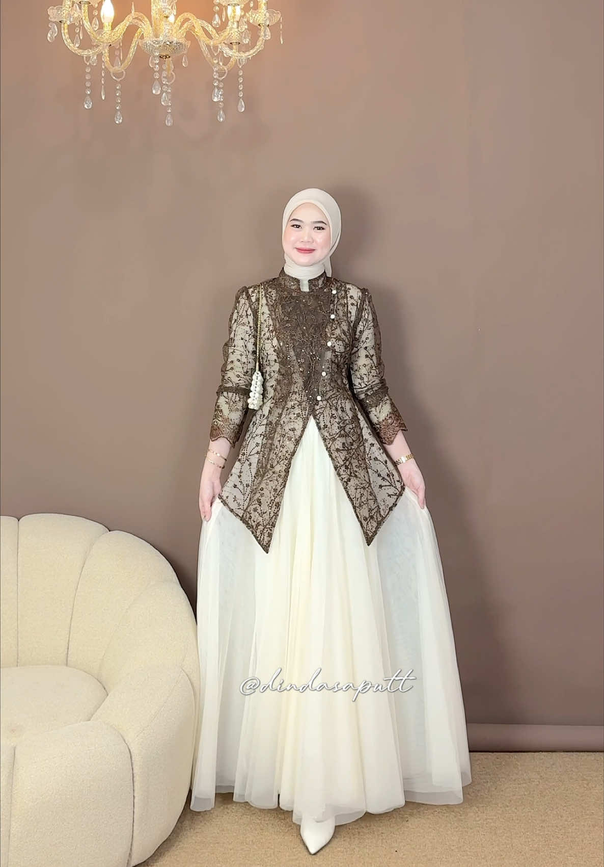 Rekomendasi outfit kondangan pakai outer cantikk!😍✨ by @Serbawear #fyp ##racuntiktok##outfitkondangan##outfit##setelankondangan##outfitcouple