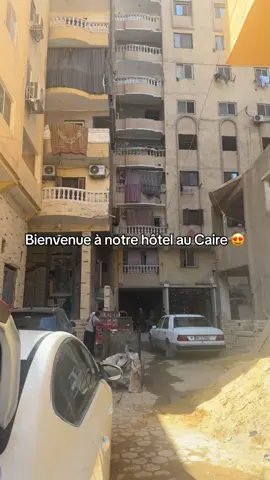 merci booking 😍 #cairo #egypt #traveltiktok #bookingcom #pyramids 