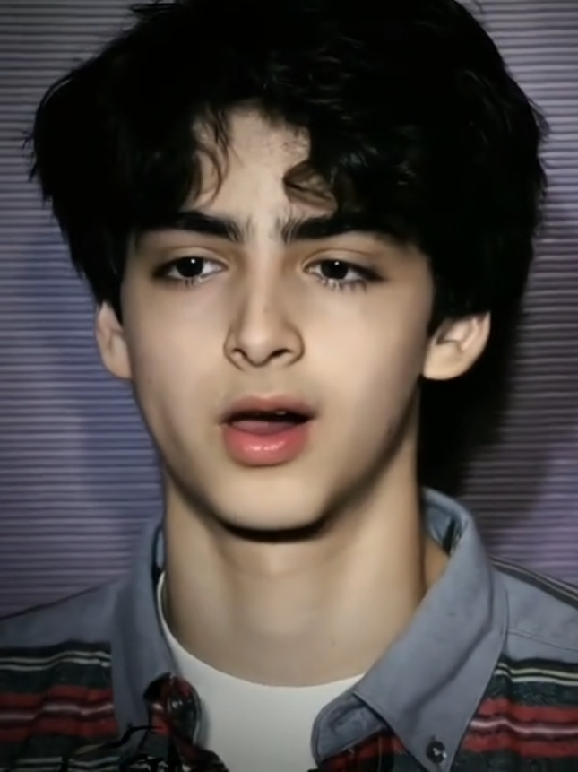 face card (hrithikroshan son) #hrithikroshan #hridaanroshan #hrehaanroshan #sussannekhan #fyp #xyzbca #lewatberanda #viralvideo #4u 