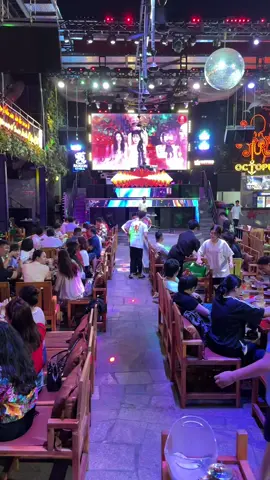 Vừa ăn cơm niêu vừa nghe Dj đánh nhạc, duy nhất chỉ có tại Cơm Niêu Phan Thiết Octopus #comnieuphanthiet #comnieu #phanthiet #binhthuan 