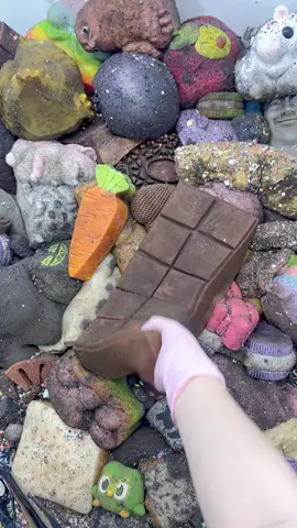 CLEANING SQUISHY ASMR 🍫🍫chocolate #asmr