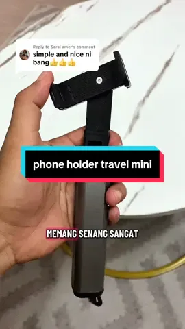 Replying to @Sarai amer betul tu bang. kecik tapi berguna #tripod #phoneholder #phoneholdertravel 