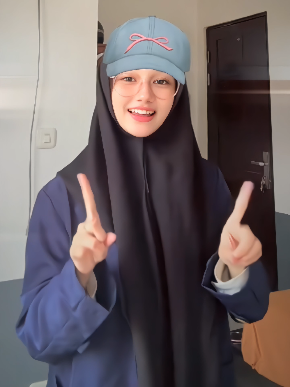 kok lucukkk😏 @hanaaa @hanaa(a nya 2)  #masukberanda #hanaa #hanaedit #feelingbeatifullinhijab #womaninhijab #bismillahrame #bismillahfyp #fyp #beranda #foryou #foryoupage #4u 