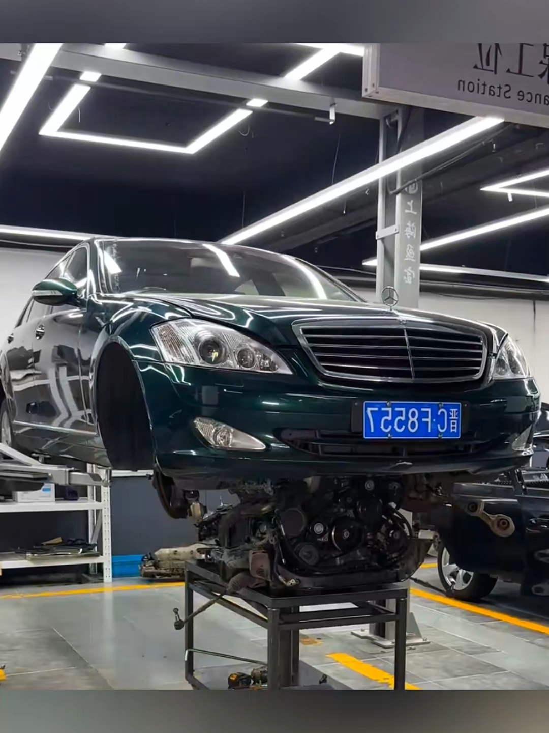 Mercedes-Benz S500 Accident Repair #mercedes #mercedesbenz #mercedessclass #mercedess500 #carrefurbishment #carrestoration #restoration