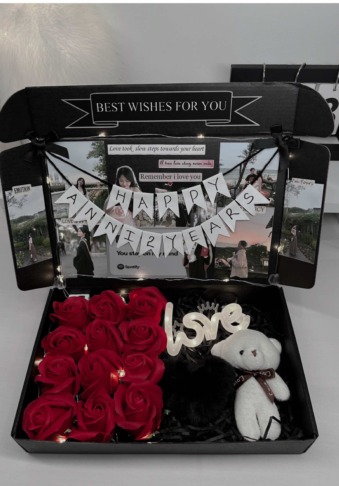 Món quà thay ngàn lời nói 💌 @Gift Box Moments 2  #giftbox #giftboxsurprise #lovegifts #giftideas #xuhuong #giftsforher #boyfriendgifts #bestwishes #anniversarygift 