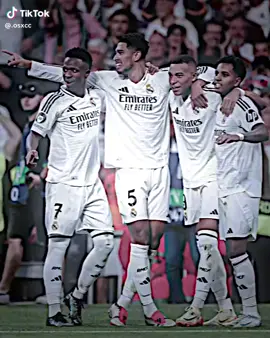 ريال مدريد#عشق لاينتهي #الشعب #الصينين_مالهم_حل😂😂 