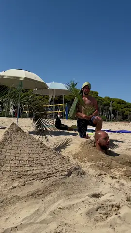 The Sphynx 🇪🇬🦁 #egipt #sphynx #fyp #viralvideos  #beach 