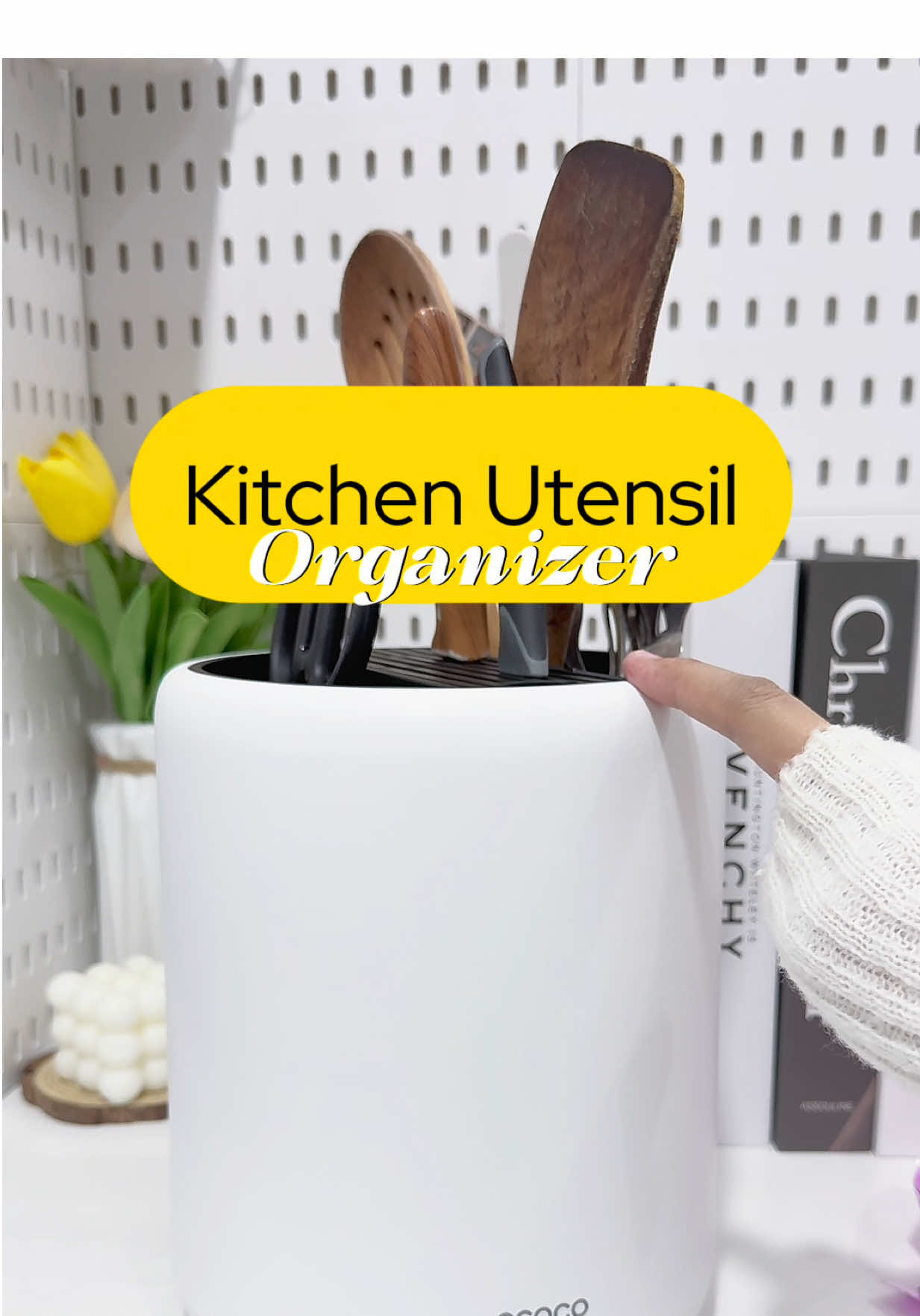 must have in your kitchen! #kitchenorganizer #kitchenutensilorganizer #rotatingknifeholder #ecoco 