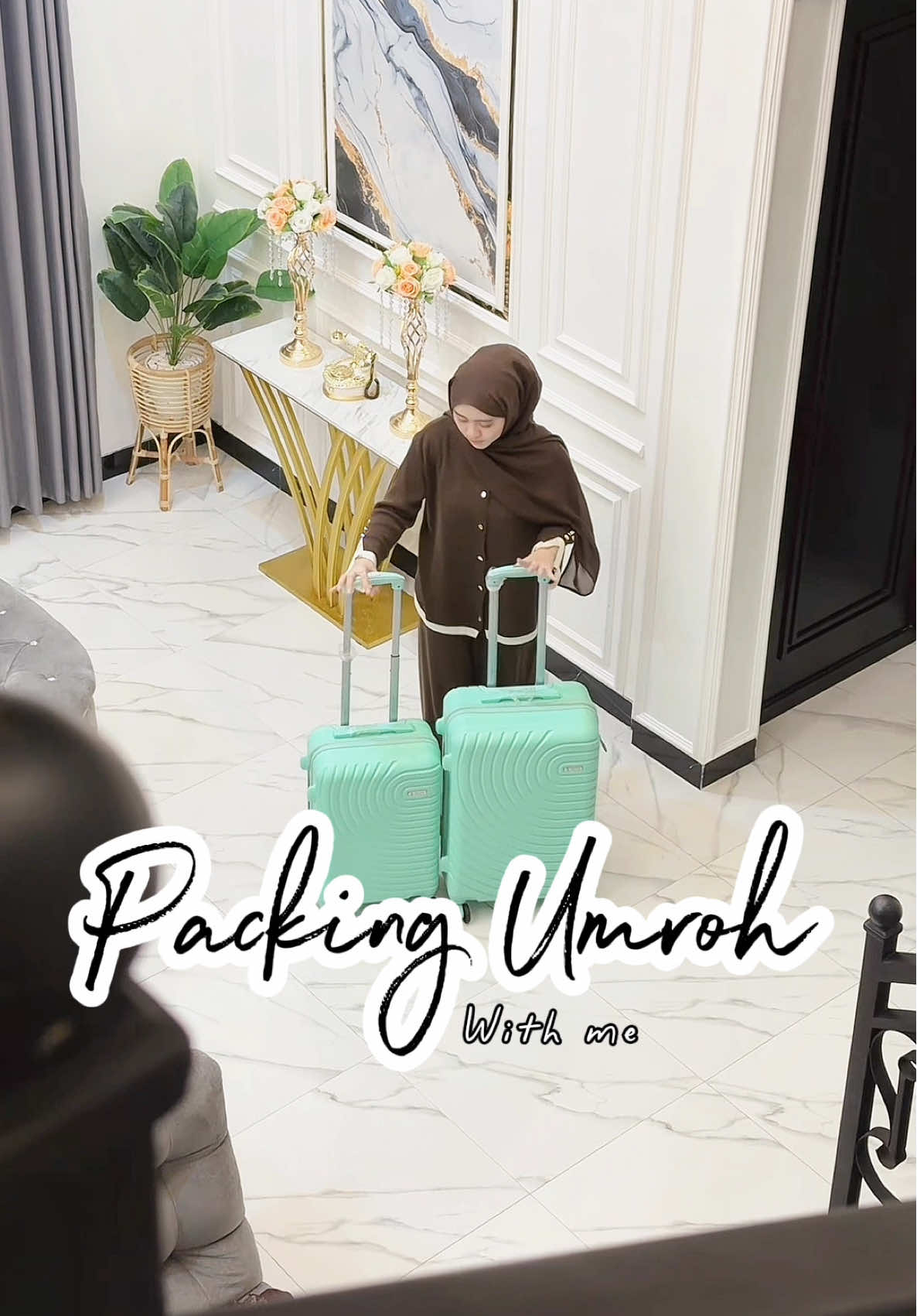 Temenin ilvi packing buat umroh 12 hari bersama travel @Avicennatour.id  🥰🫶🏻✨