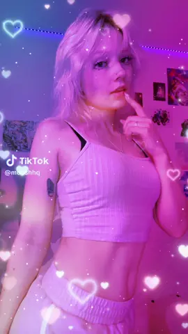 PRETTY PINK GOONERS🩷🩷