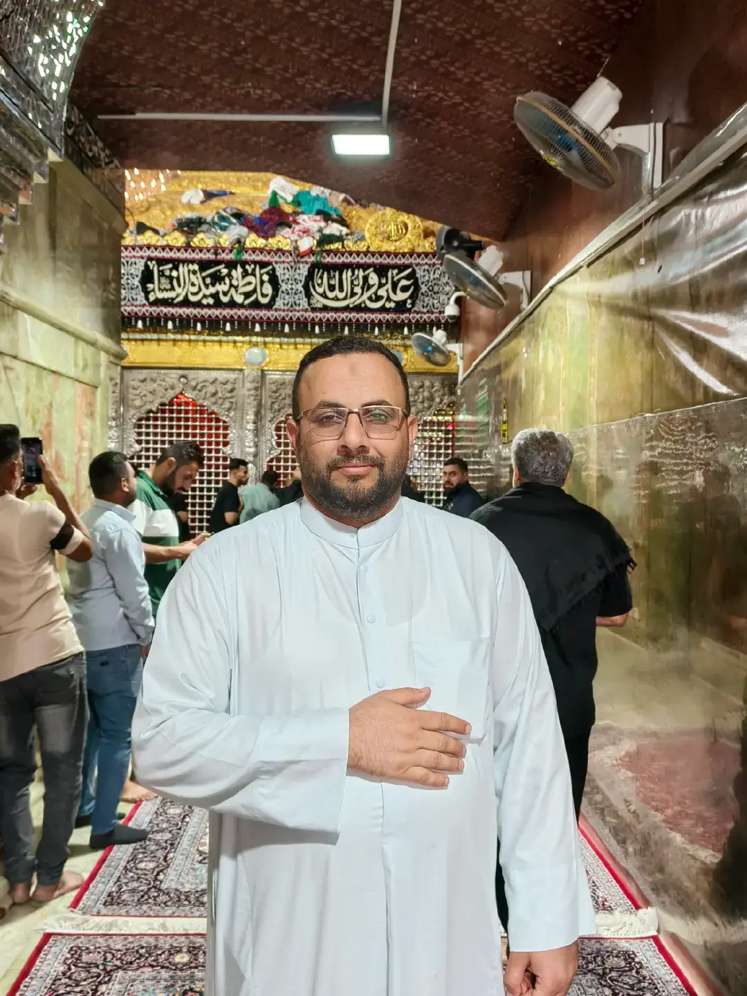 السلام على الأمامين العسكريين 