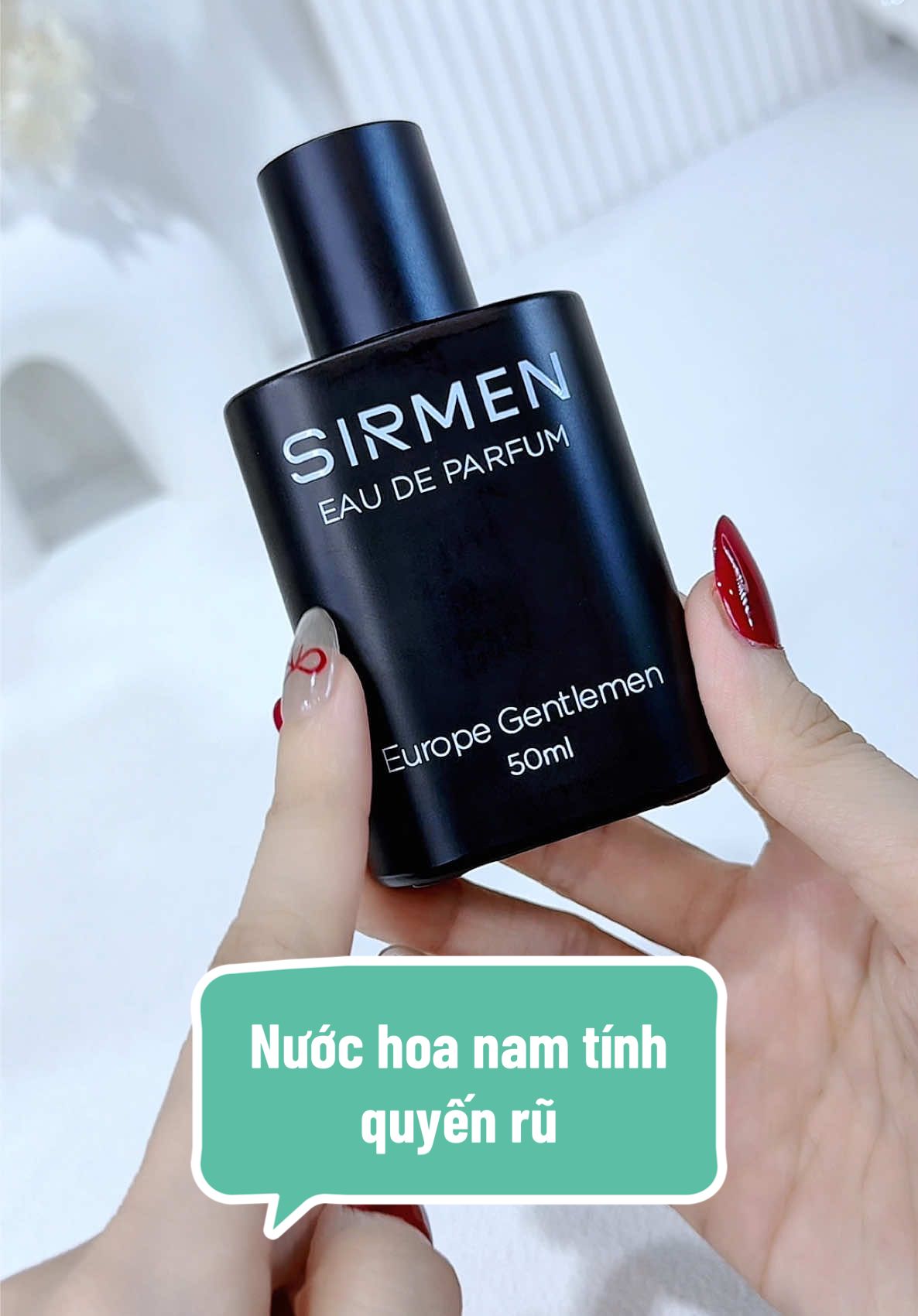 Mỗi lần anh ny xịt mùi này là tui cứ mê hít lấy hít để thôi vì nó thơm dữ lắm 😍 #nuochoanam #nuochoasirmen #nuochoanamchinhhang #muihuongnamtinh #sausaureview 