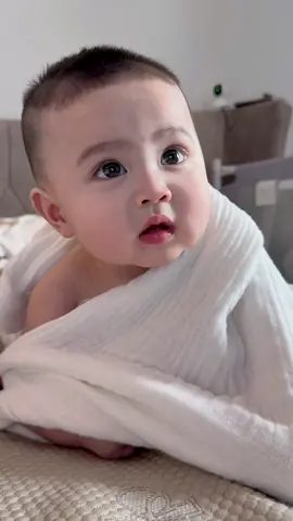 Nguyện bám hơiiii em , cục bông của mẹ ☺️#embon 