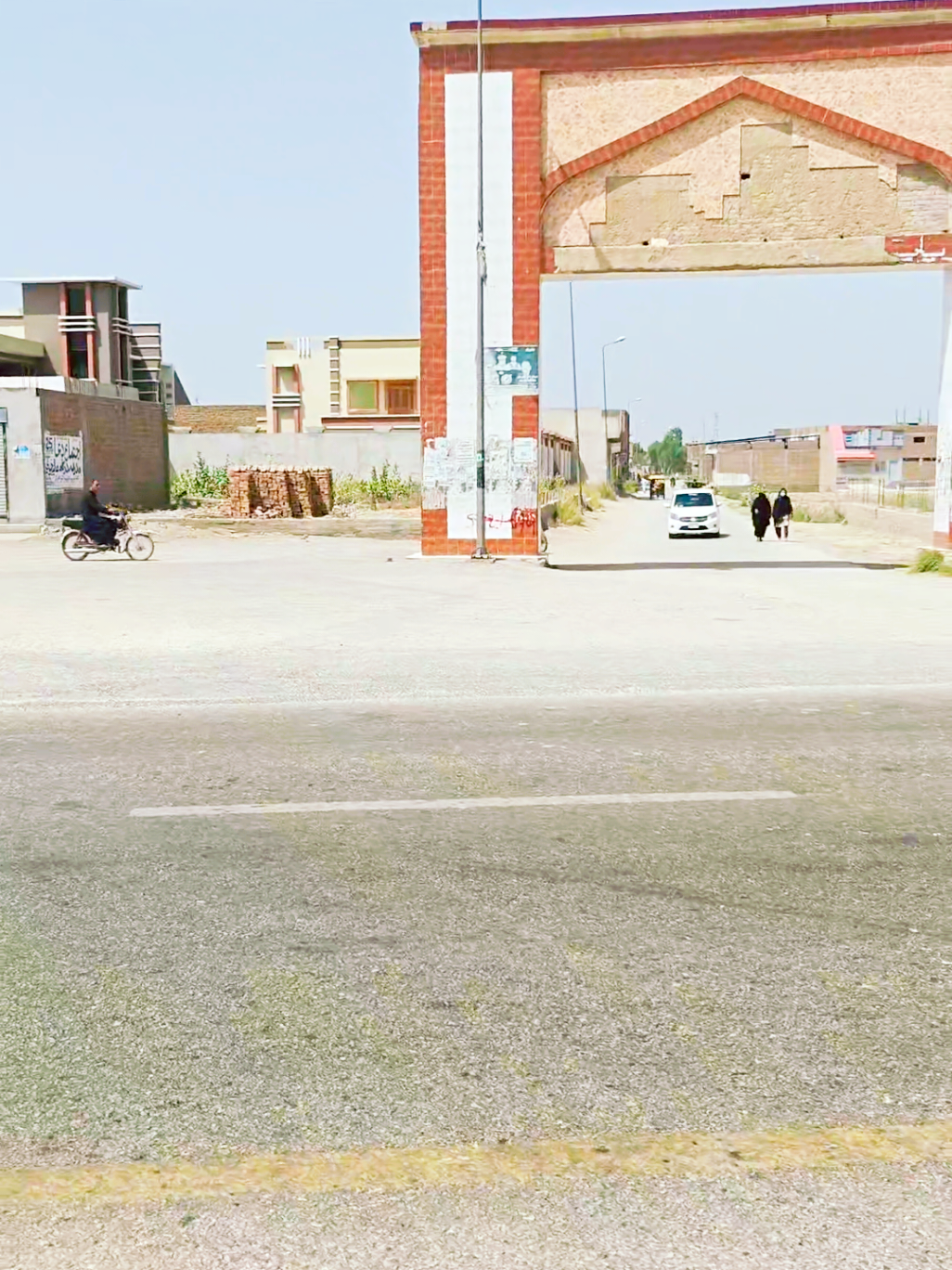 #City Streets#UrbanwaIk #HiddenAIIeys #StreerL ife#ExpIoreCity 