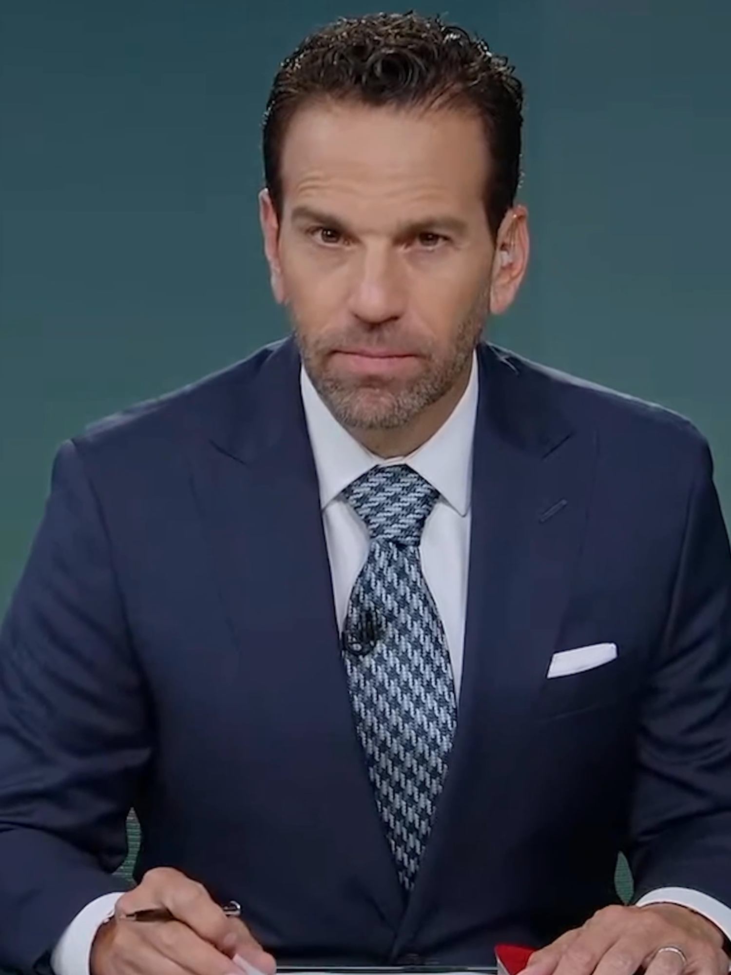 #Loret. En Ecatepec, el robo de agua potable se vuelve la única opción ante la escasez.   #Latinus #InformaciónParaTi