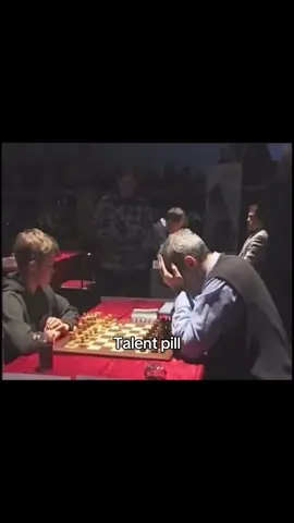 13 y/o prodigy vs 40 y/o veteran btw #talentpill #mogged #mog #magnuscarlsen 