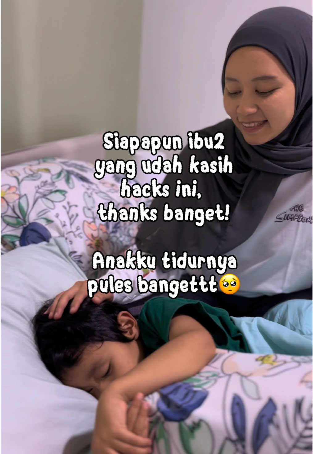 Must buy banget ini, terutama buat ibu-ibu yang anaknya susah tidur karena diganggu nyamuk😩 Anaknya cranky karena kurang tidur, ibunya pegel pol nepokin nyamuk. Buruan deh beli Hit GoodKnight Elektrik Xpress, obat #antinyamuk tanpa asap, tanpa abu. Nyamuk hilang, anak bobonya tenang! #susahtidur #nyamuk 
