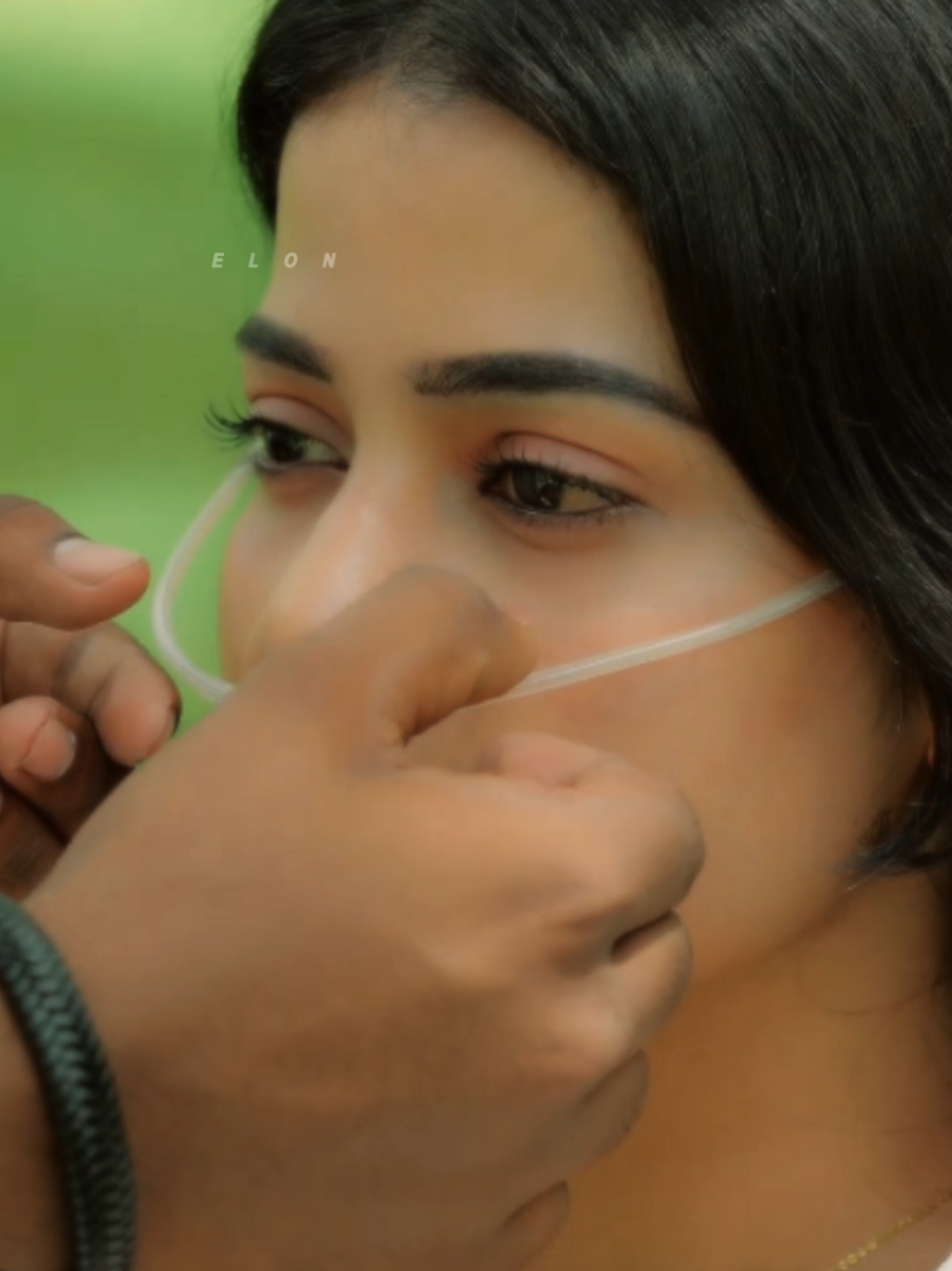 නුඹ මා හා අත පටලැවිලා! 🤍 @gaviinduuu #newsong #foryoupage #fypシ #trending #elonvibez 
