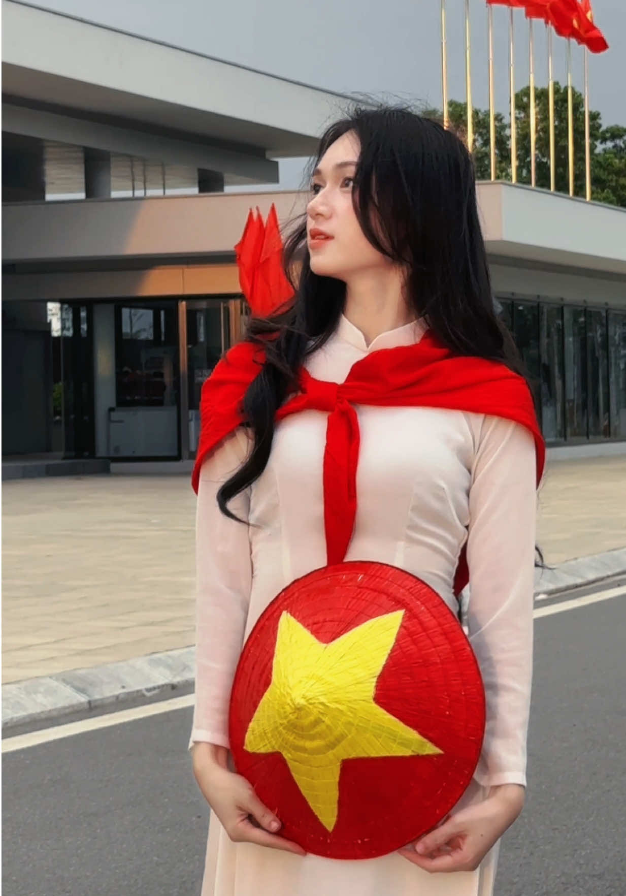 Xinh yêu quá ❤️ tự hào và biết ơn khi là con dân đất Việt 