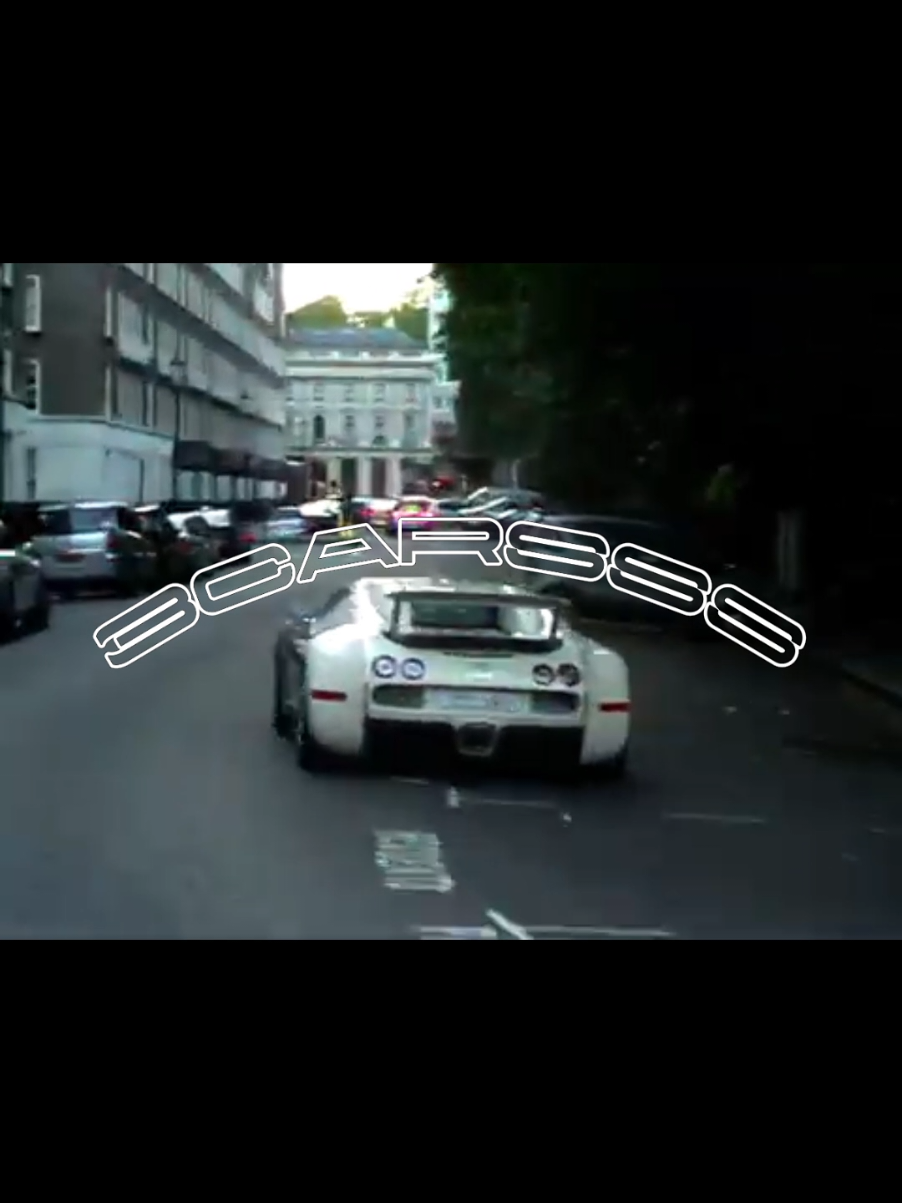 Quickie - #bugatti #veyron #london #retro #niche 