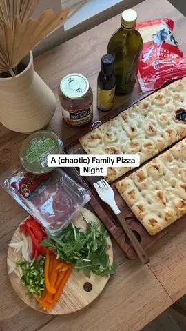 A chaotic family pizza night was had 🍕❤️ #familydinner #fyp #babytok #cookwithme