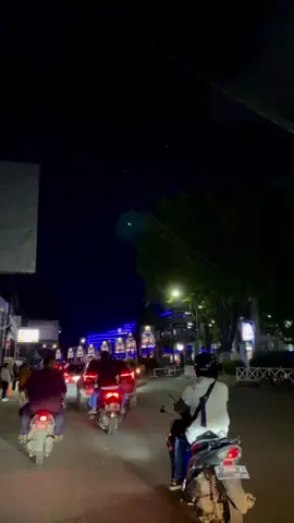 malming pda kmna ges😭 cirebon rame bngt #cirebonpride🏴‍☠️ #gragemallcirebon #tentarapelajar #fyp #jawapride 
