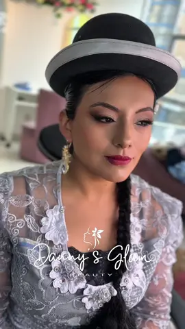 Maquillaje elegante para Cholita✨💄 #maquillaje #salondebelleza #antesydespués #cholitahermosa♥️🇧🇴 